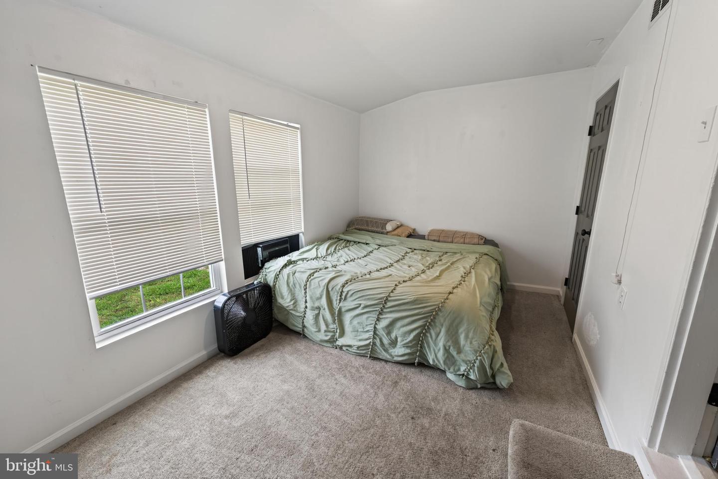 1 E Milby St Property Photo 17
