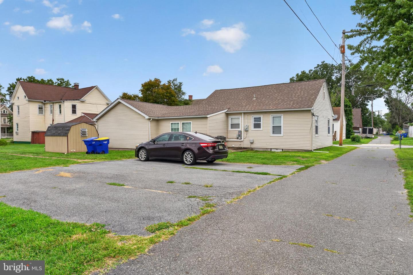1 E Milby St Property Photo 33