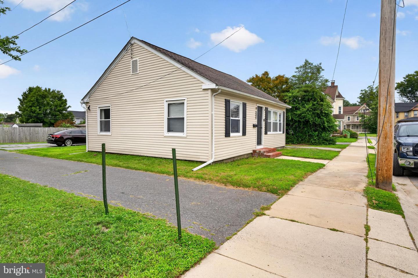 1 E Milby St Property Photo 35