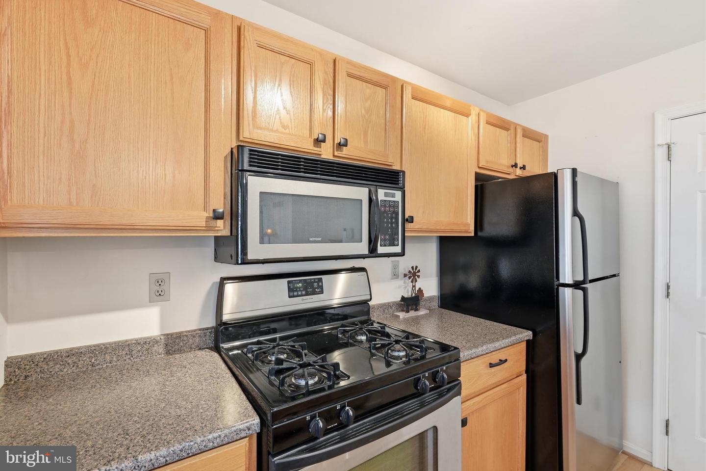 708 Millet Ln Property Photo 14