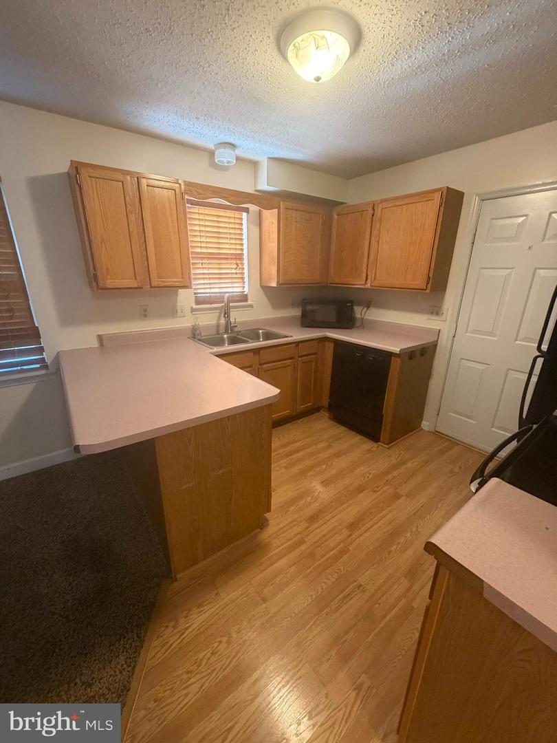 190 Hillcrest Ct Property Photo 10
