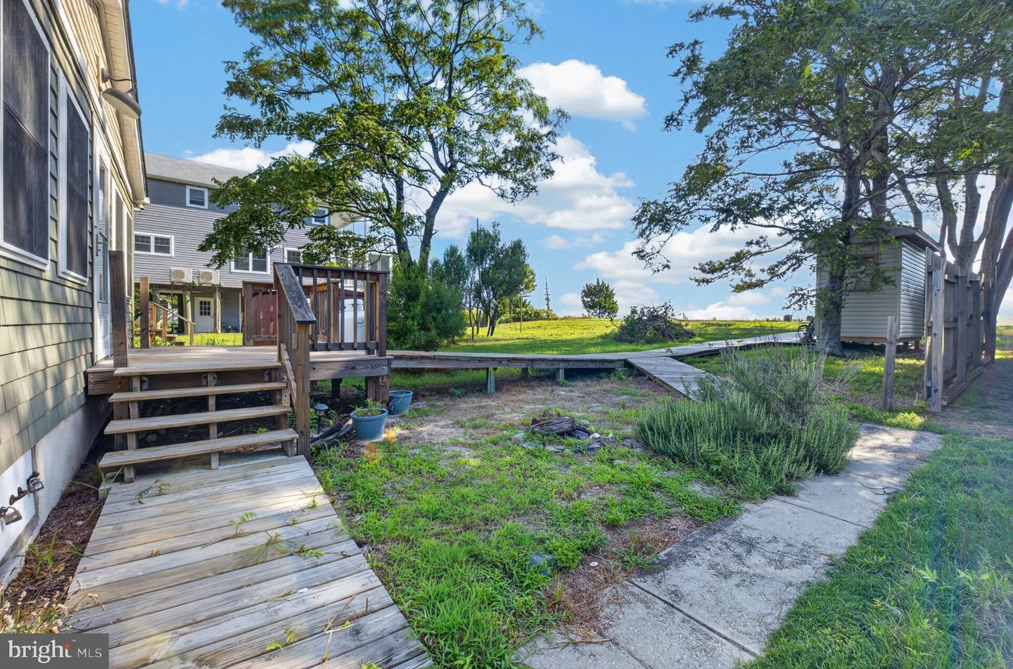 104 N Bay Dr Property Photo 37