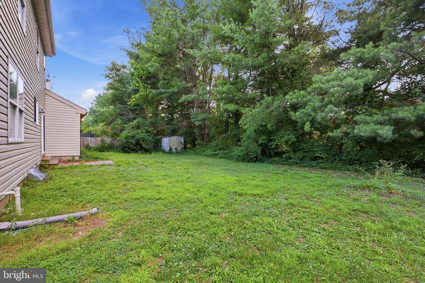 214 Northdown Dr Property Photo 13