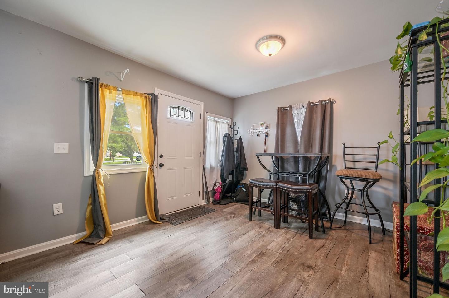 201 Gunning Bedford Dr Property Photo 11