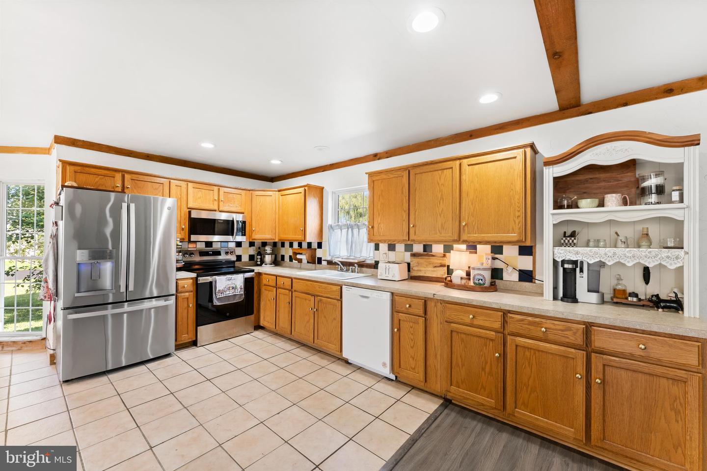 175 Thomas Davis Dr Property Photo 13