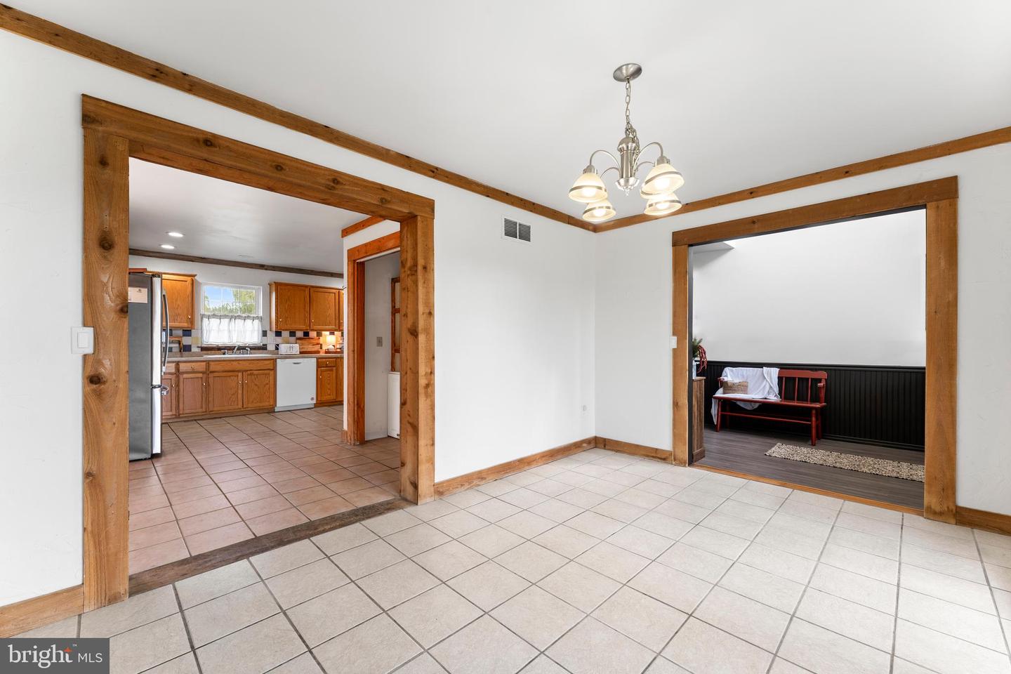 175 Thomas Davis Dr Property Photo 17