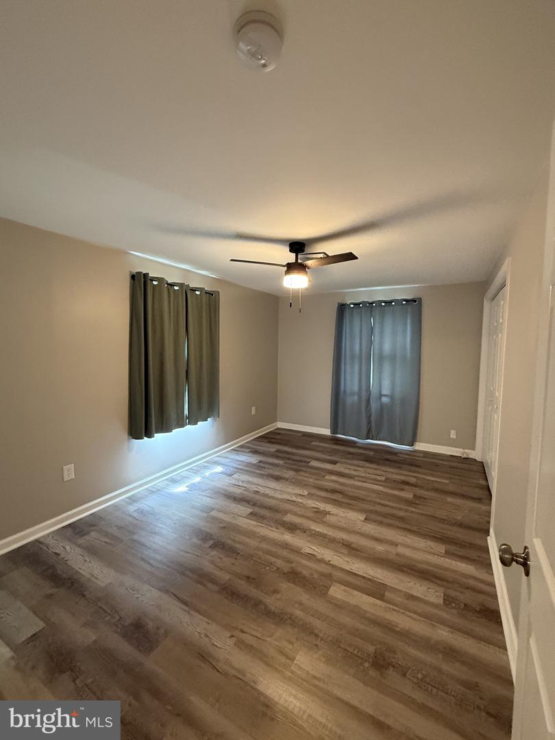 2022 Horsepond Rd Property Photo 13
