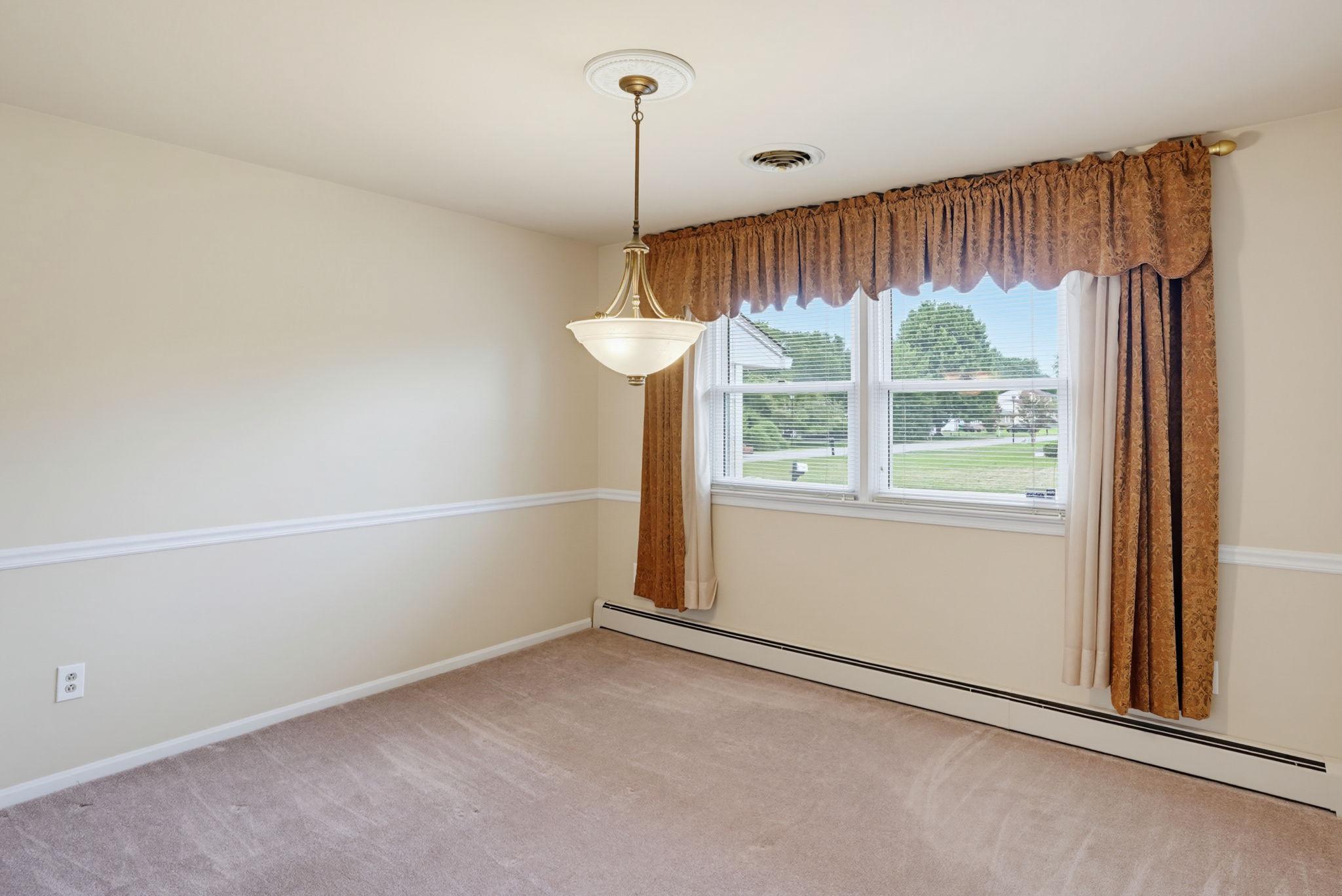 90 Greenview Dr Property Photo 15