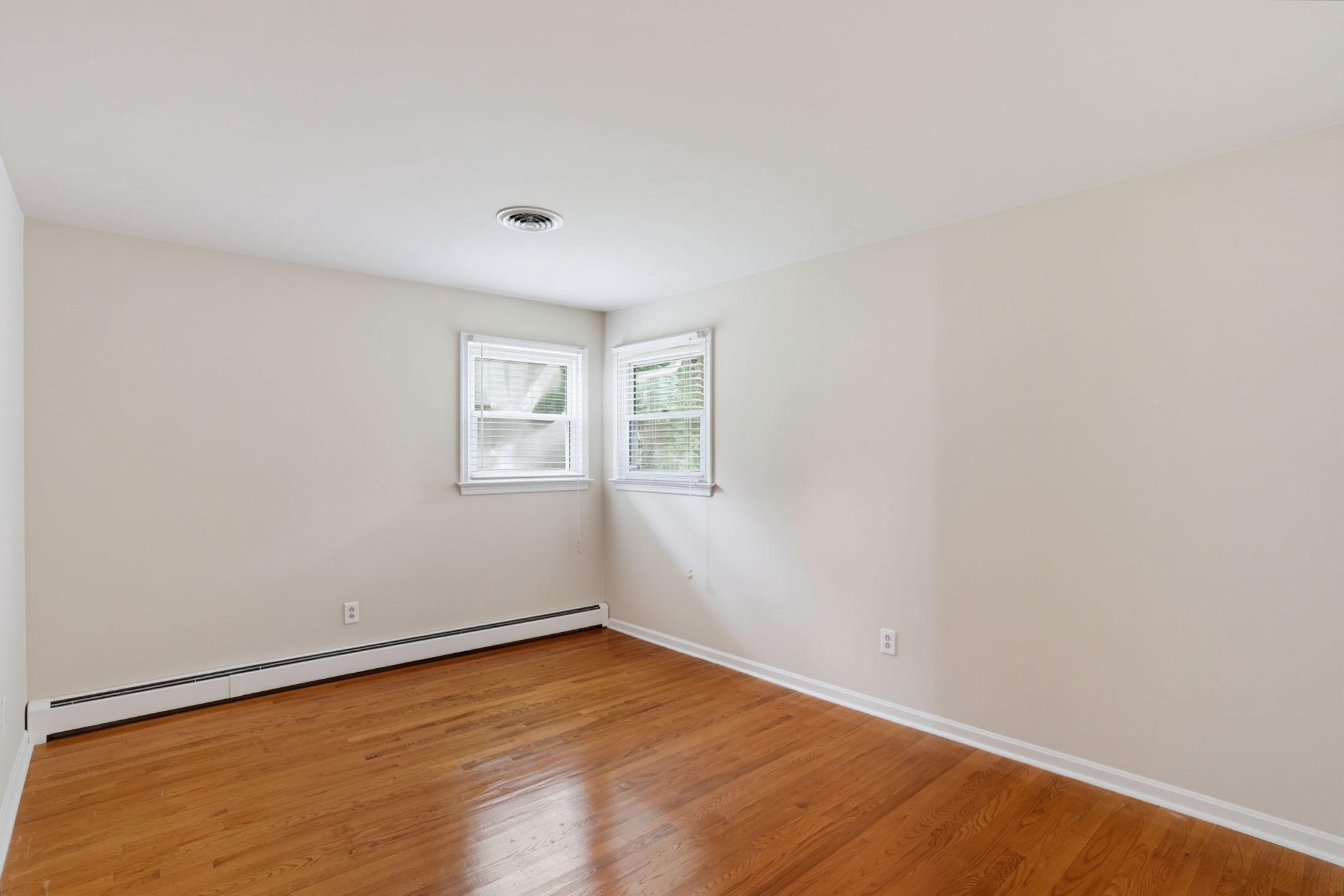 90 Greenview Dr Property Photo 35