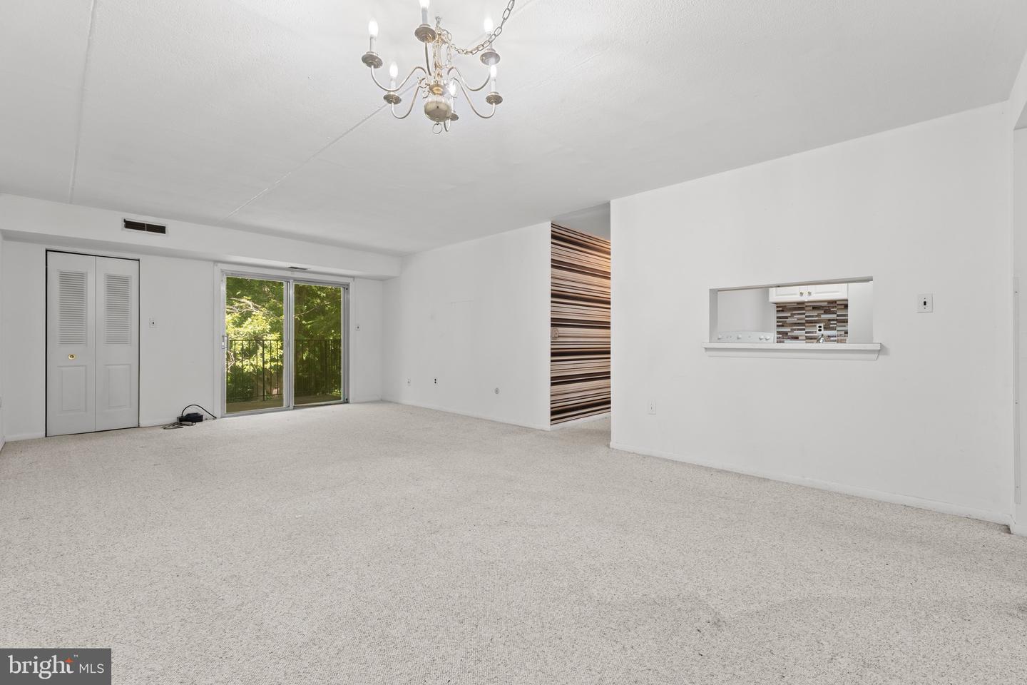 6 Chase Hall Property Photo 6