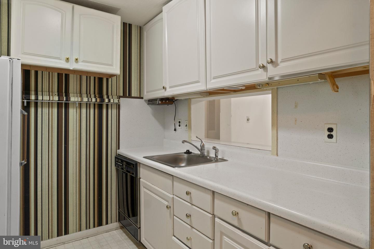 6 Chase Hall Property Photo 15