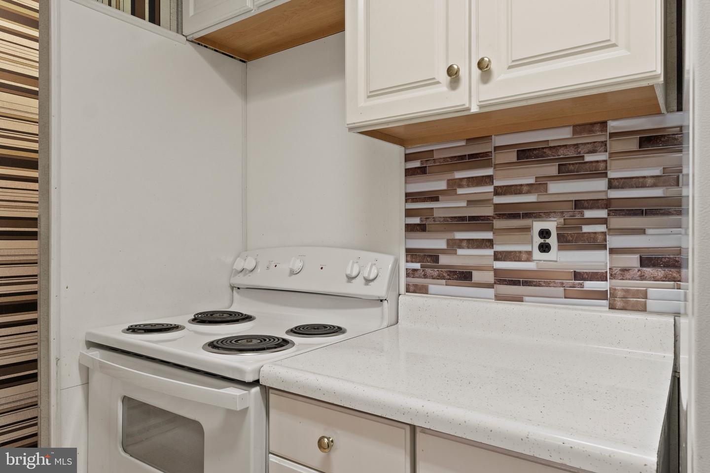 6 Chase Hall Property Photo 16