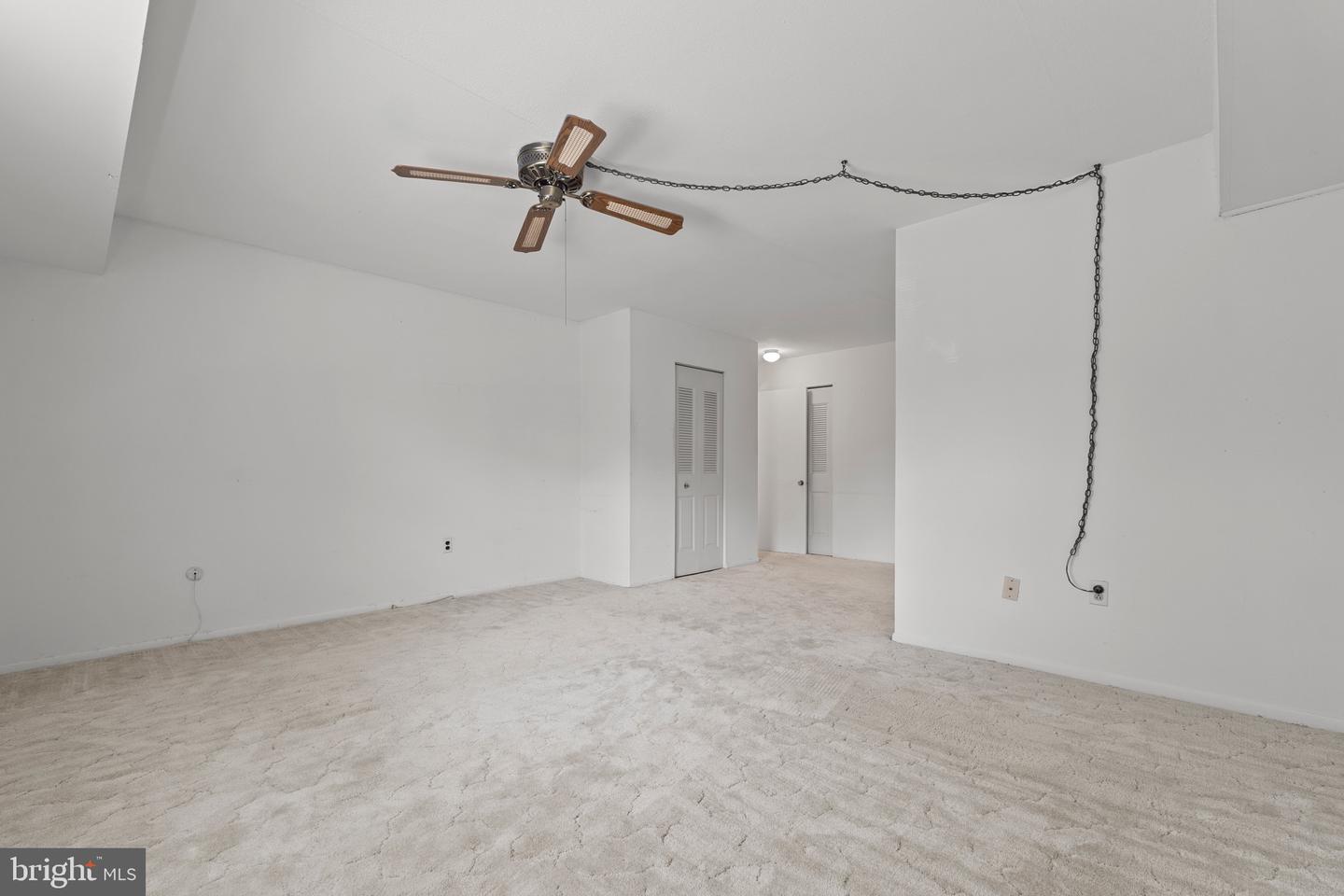 6 Chase Hall Property Photo 20
