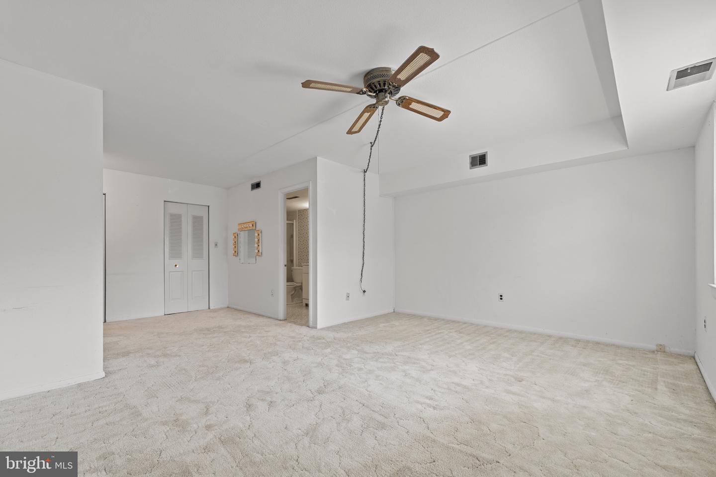 6 Chase Hall Property Photo 22