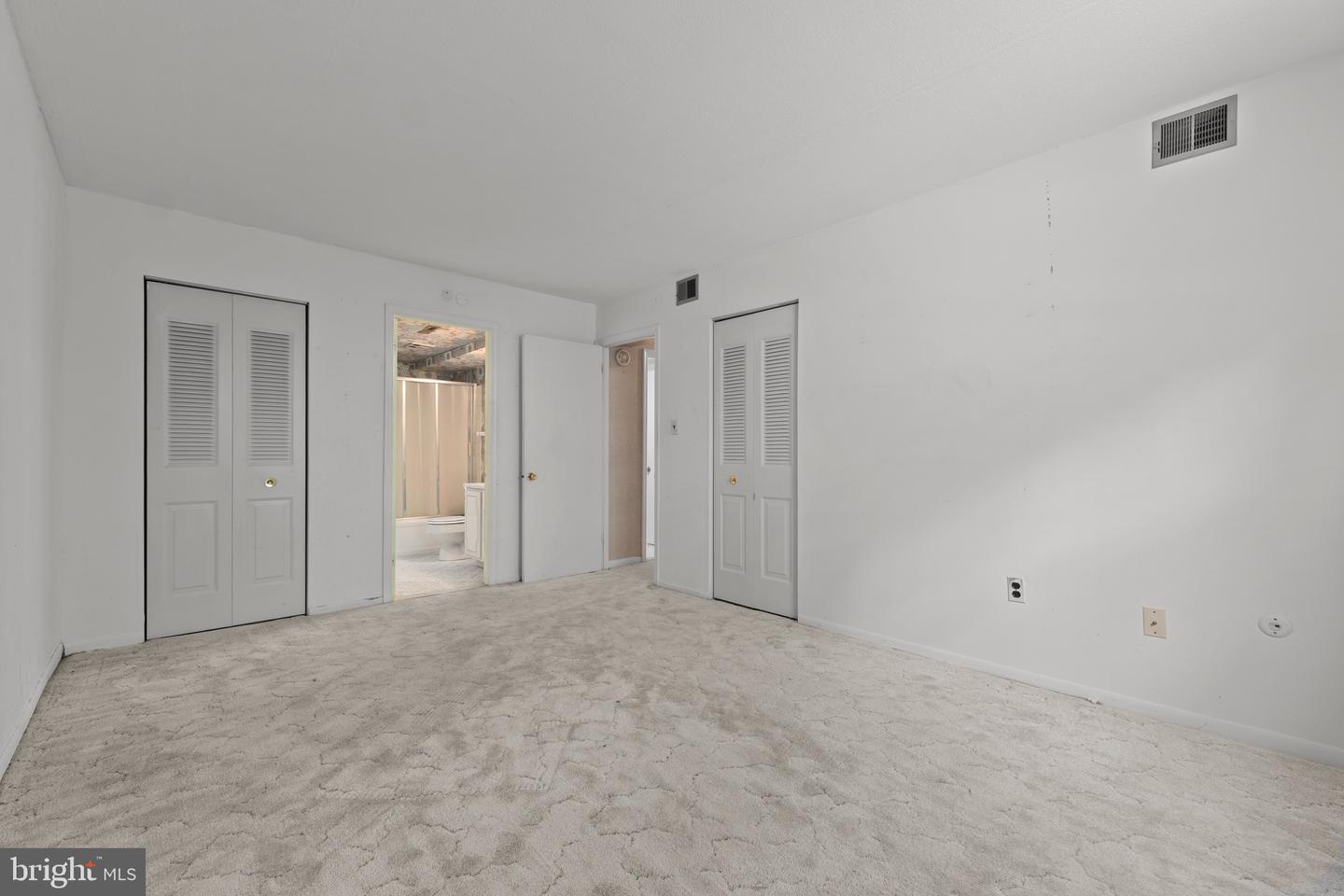 6 Chase Hall Property Photo 30