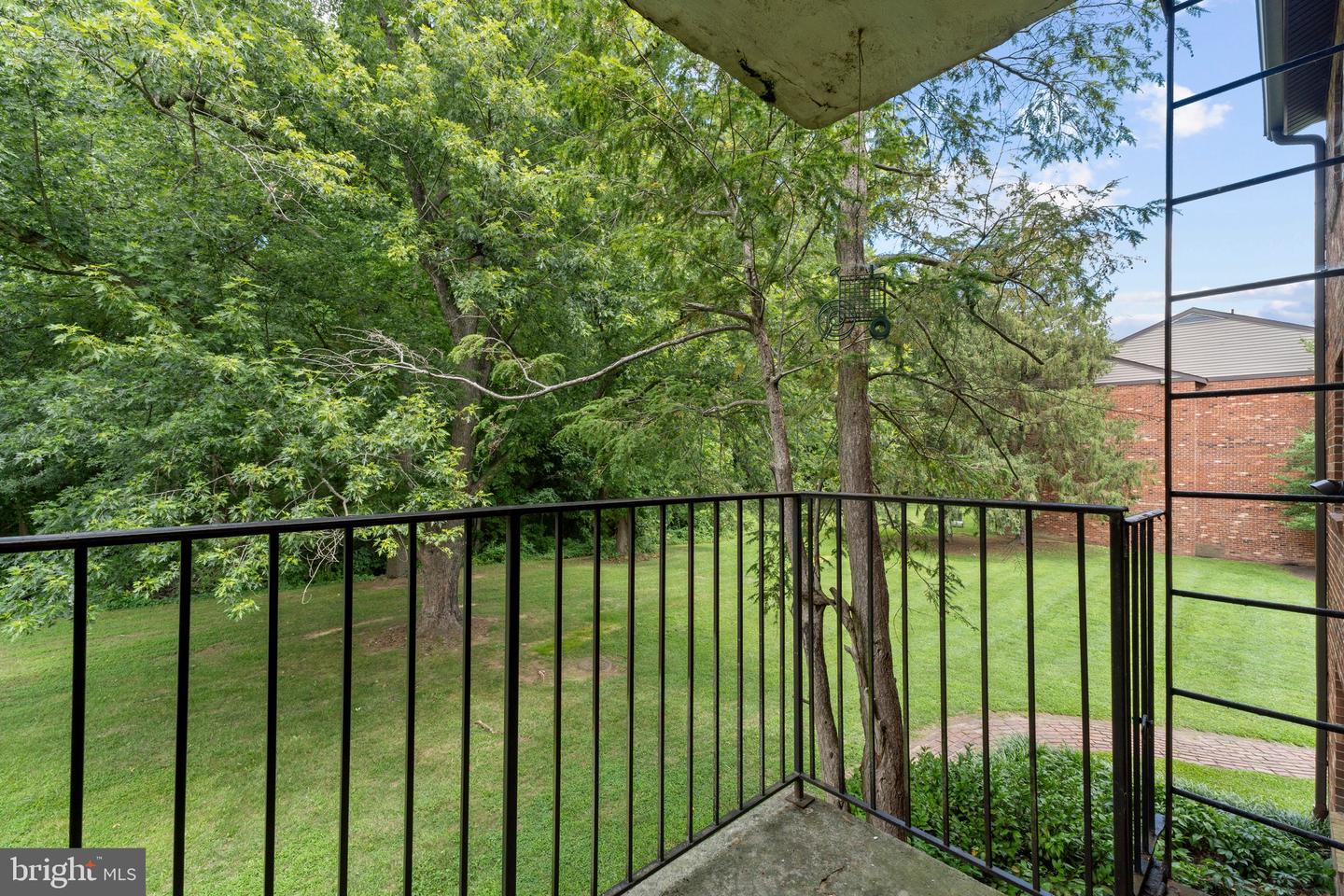 6 Chase Hall Property Photo 35