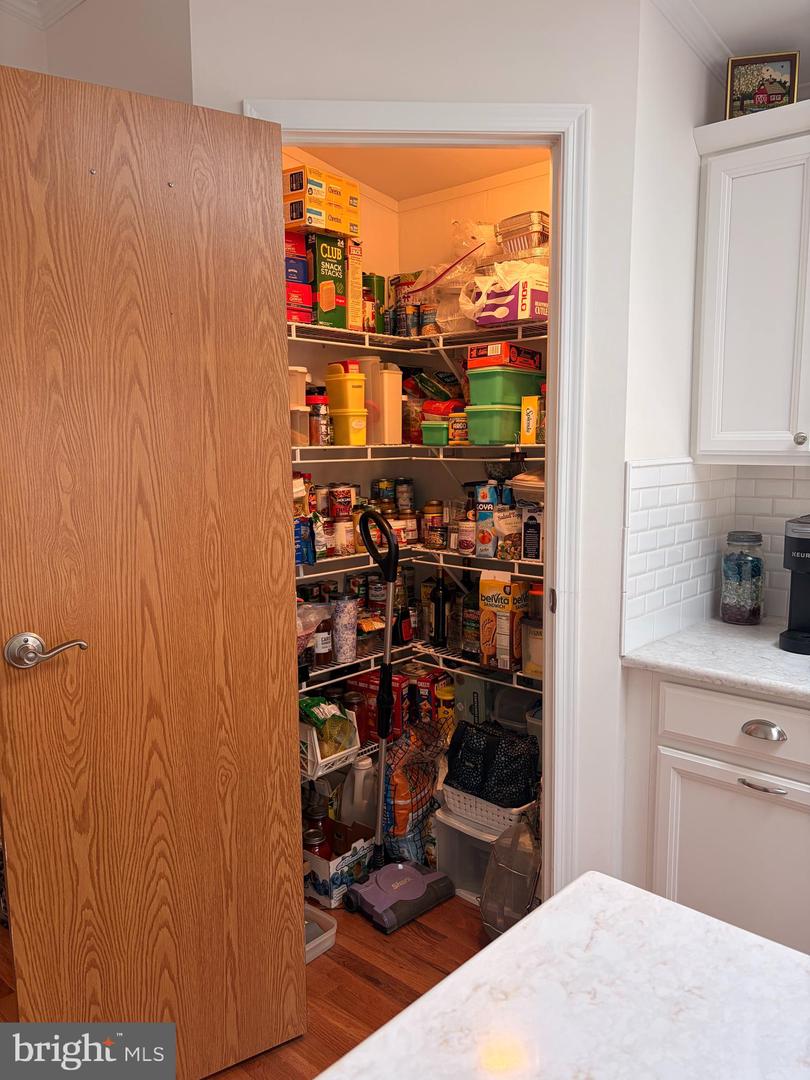 541 Weaver Dr #541 Property Photo 7