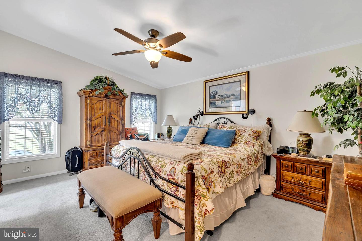 541 Weaver Dr #541 Property Photo 16