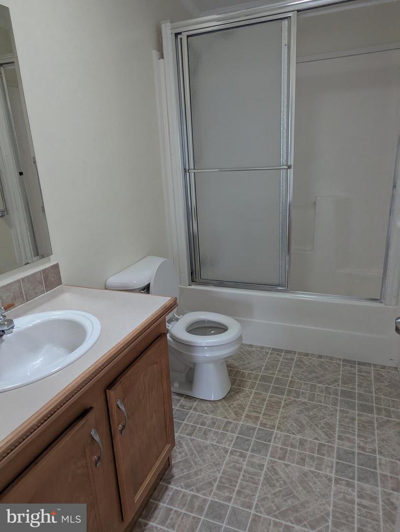 106 Kurt Dr #106 Property Photo 17