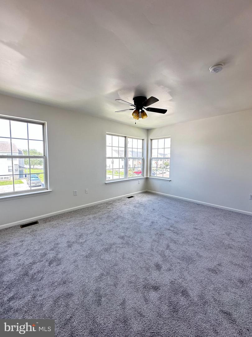 389 Braddock Rd Property Photo 18