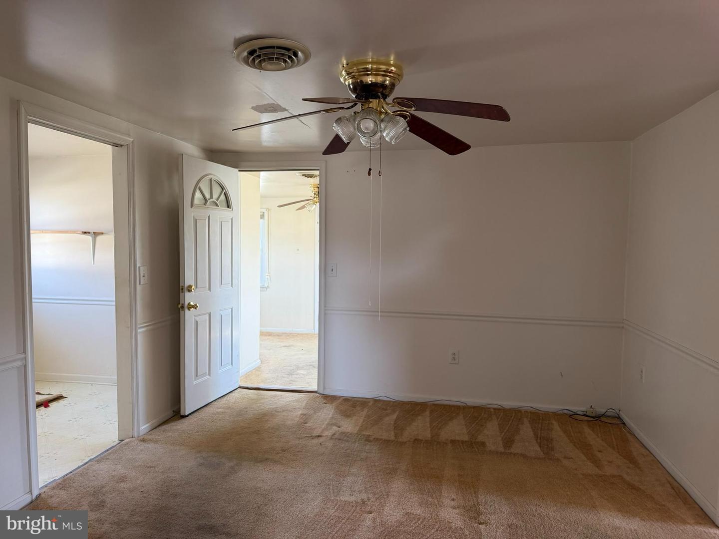 101 Hillside Ave Property Photo 8