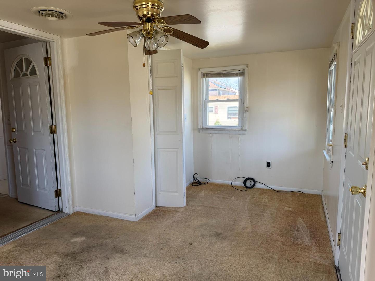 101 Hillside Ave Property Photo 12