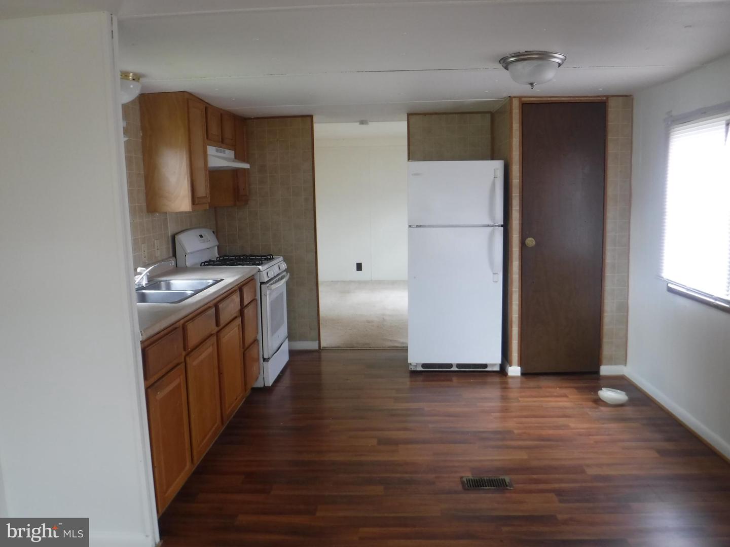 53 Shamrock Ave Property Photo 11
