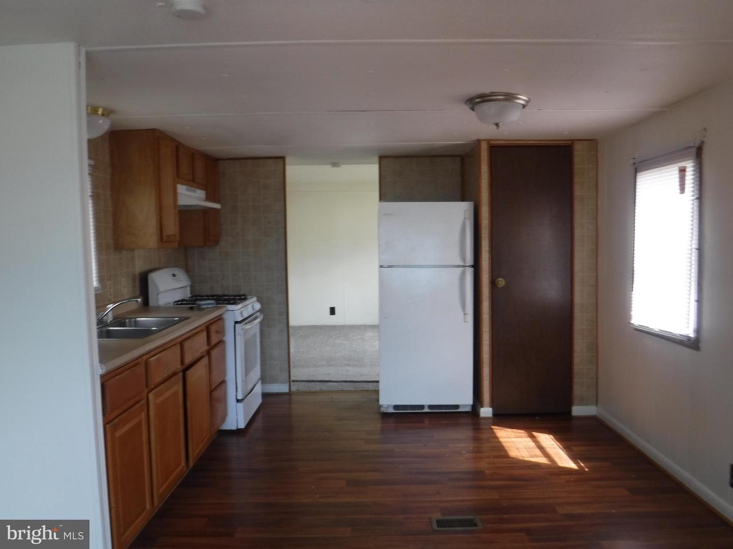 53 Shamrock Ave Property Photo 18