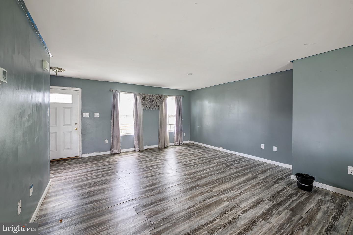 600 Swallowtail Way Property Photo 3