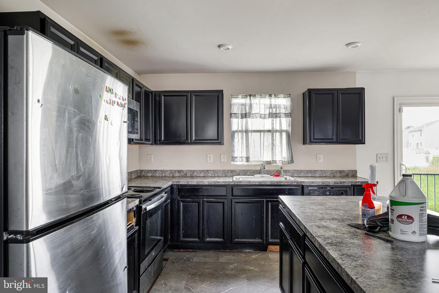 600 Swallowtail Way Property Photo 8