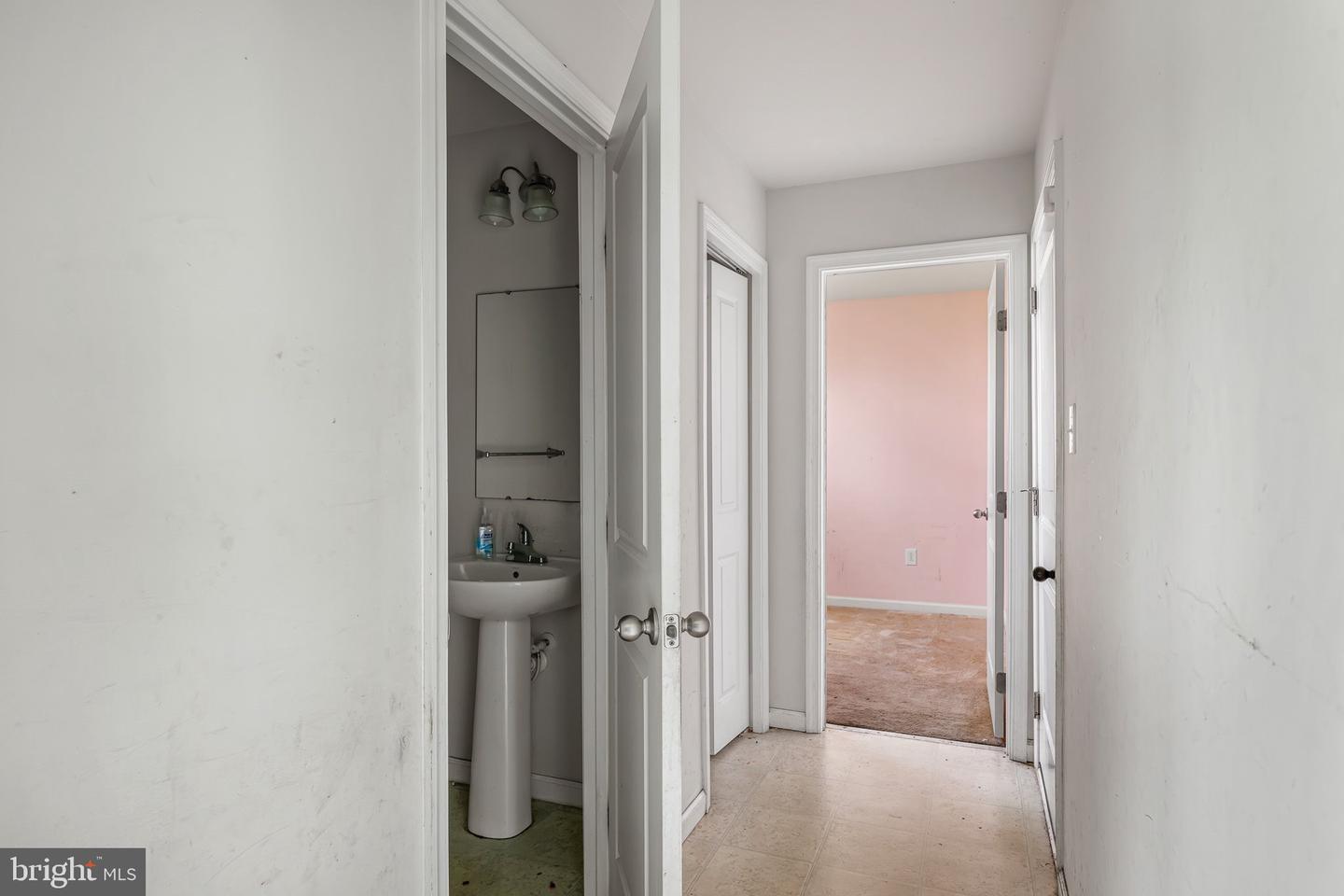 600 Swallowtail Way Property Photo 10