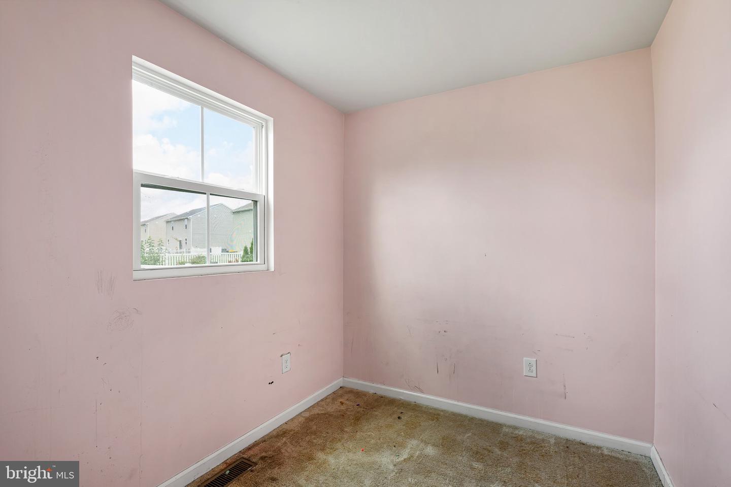600 Swallowtail Way Property Photo 11