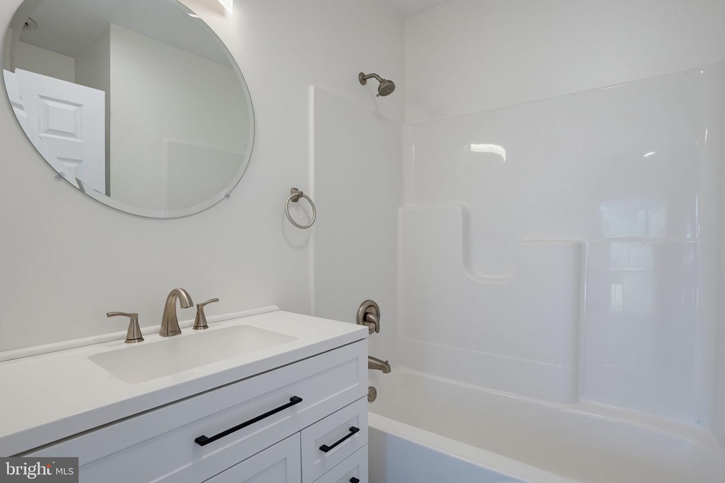 381 N Bay Dr Property Photo 36