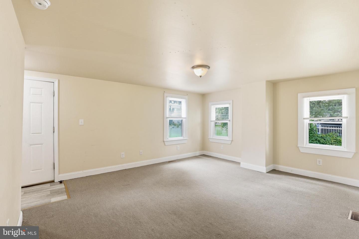 4 Thorn St Property Photo 19