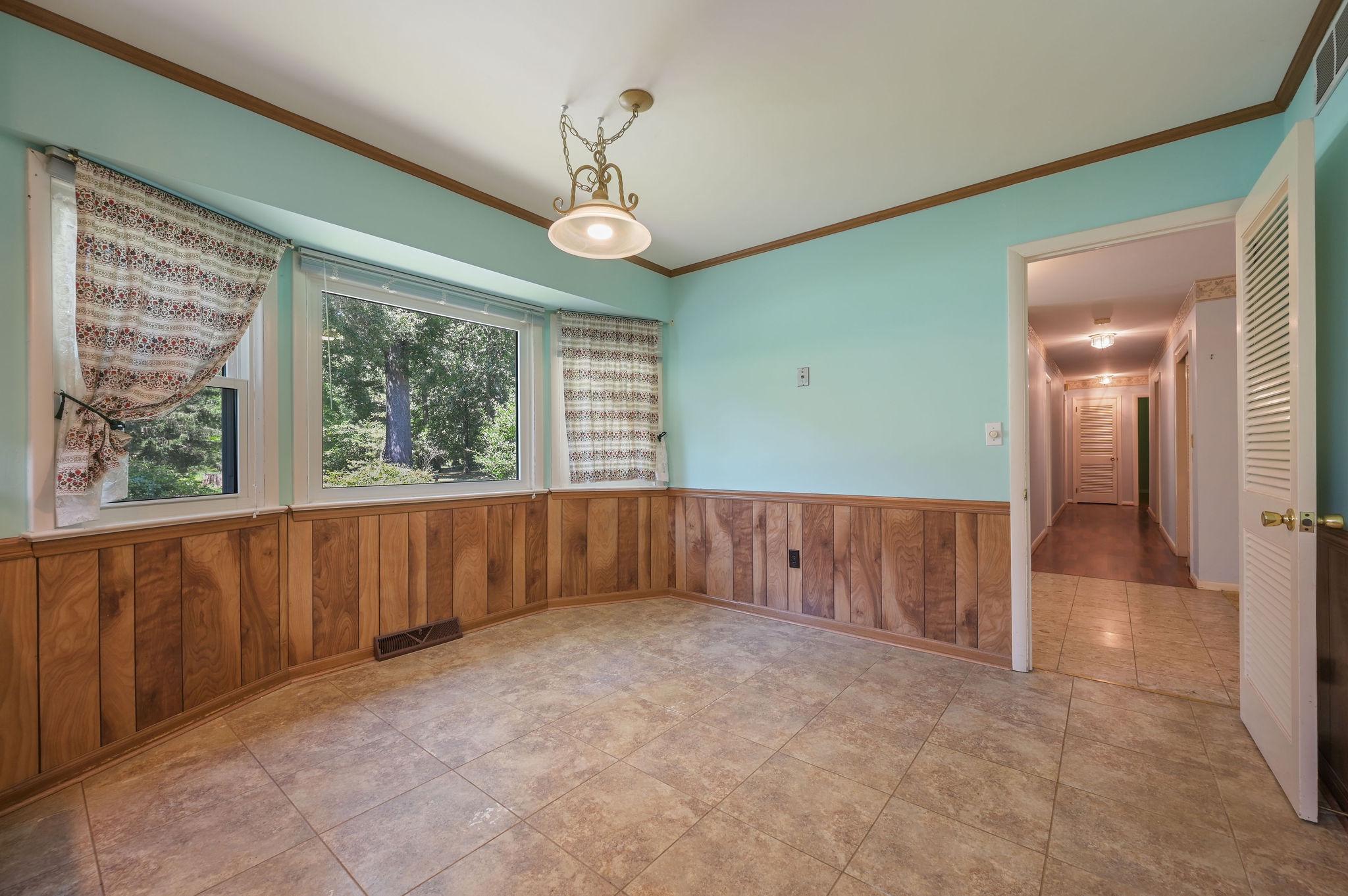 112 Fox Hall Property Photo 13
