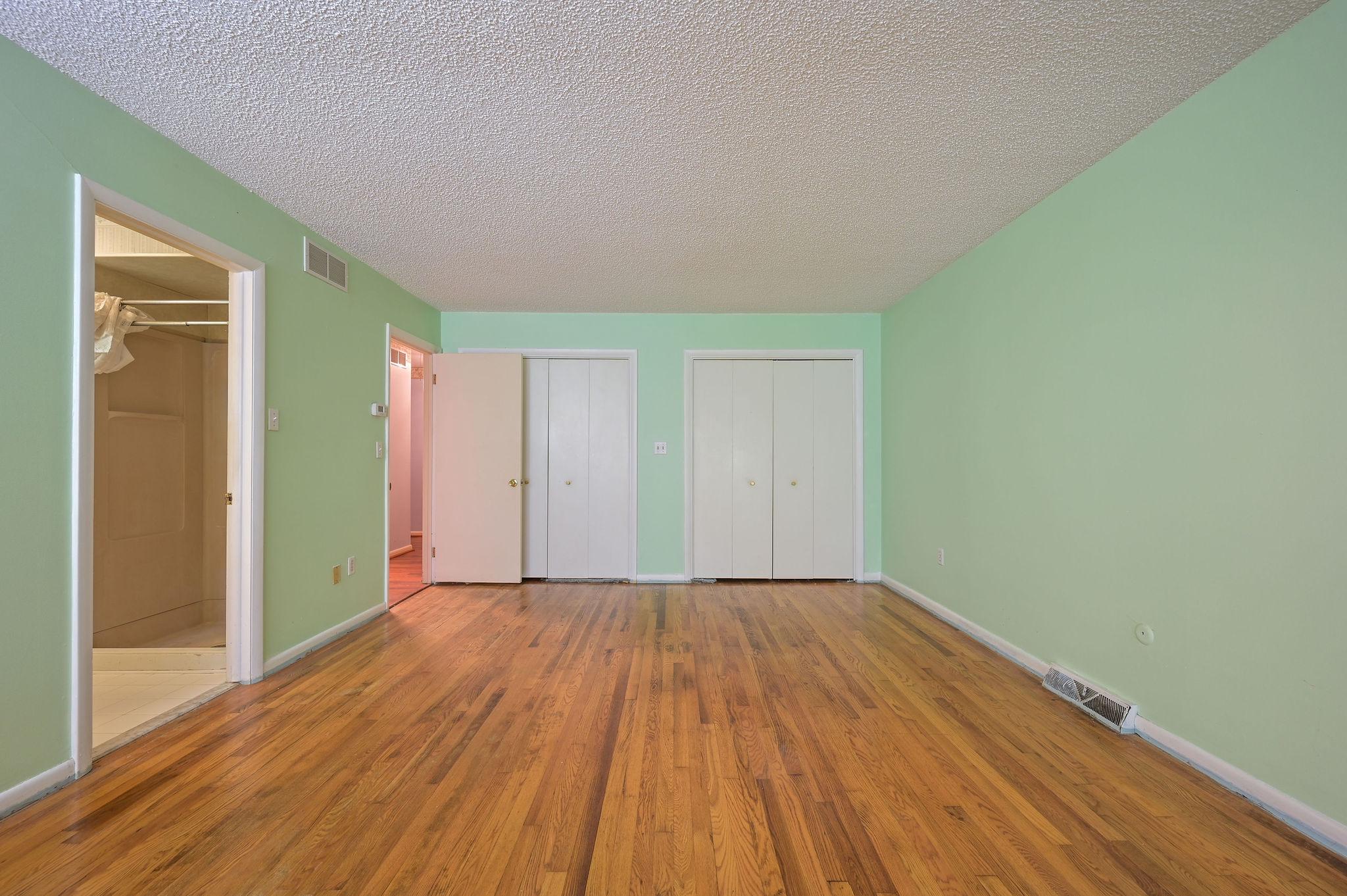 112 Fox Hall Property Photo 25