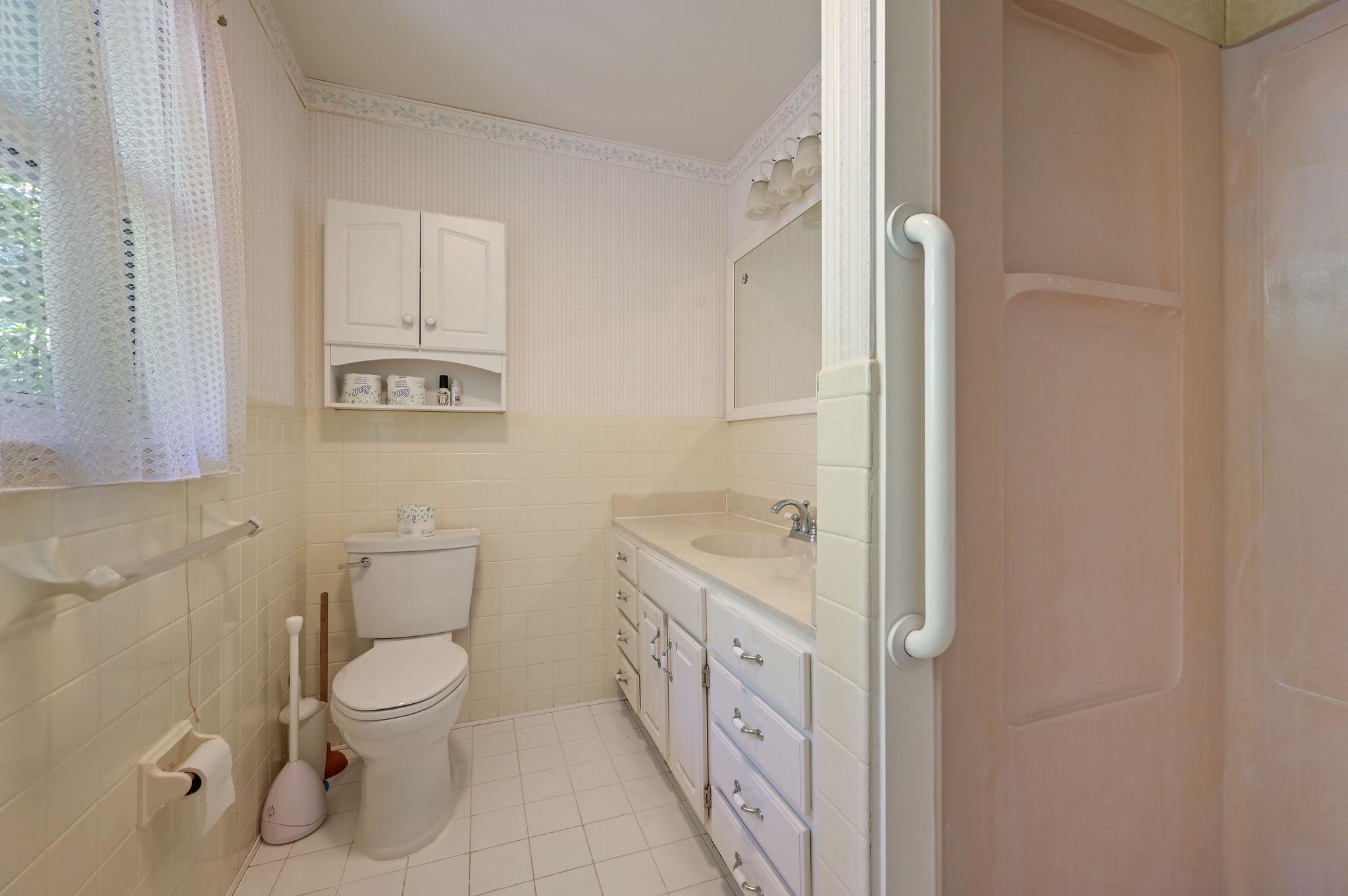 112 Fox Hall Property Photo 27