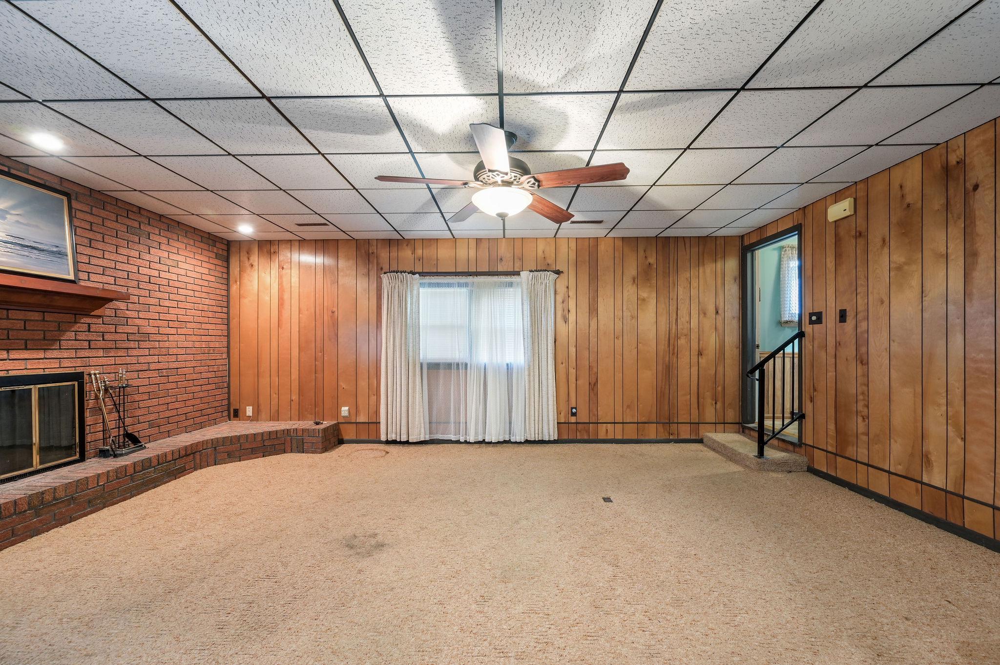 112 Fox Hall Property Photo 29