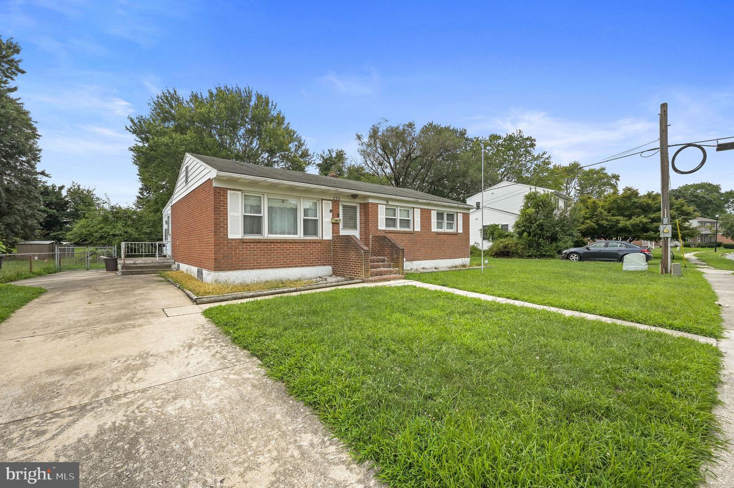 226 Frear Dr. Property Photo 2