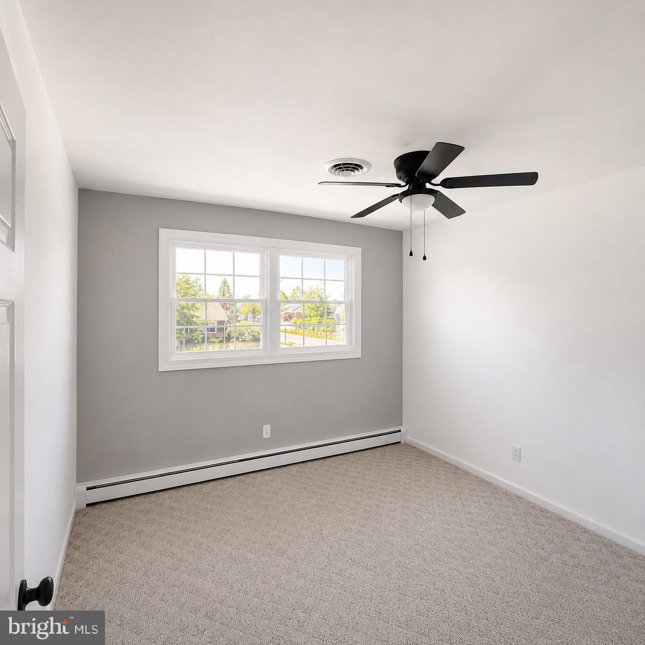903 Janeka Ln Property Photo 13