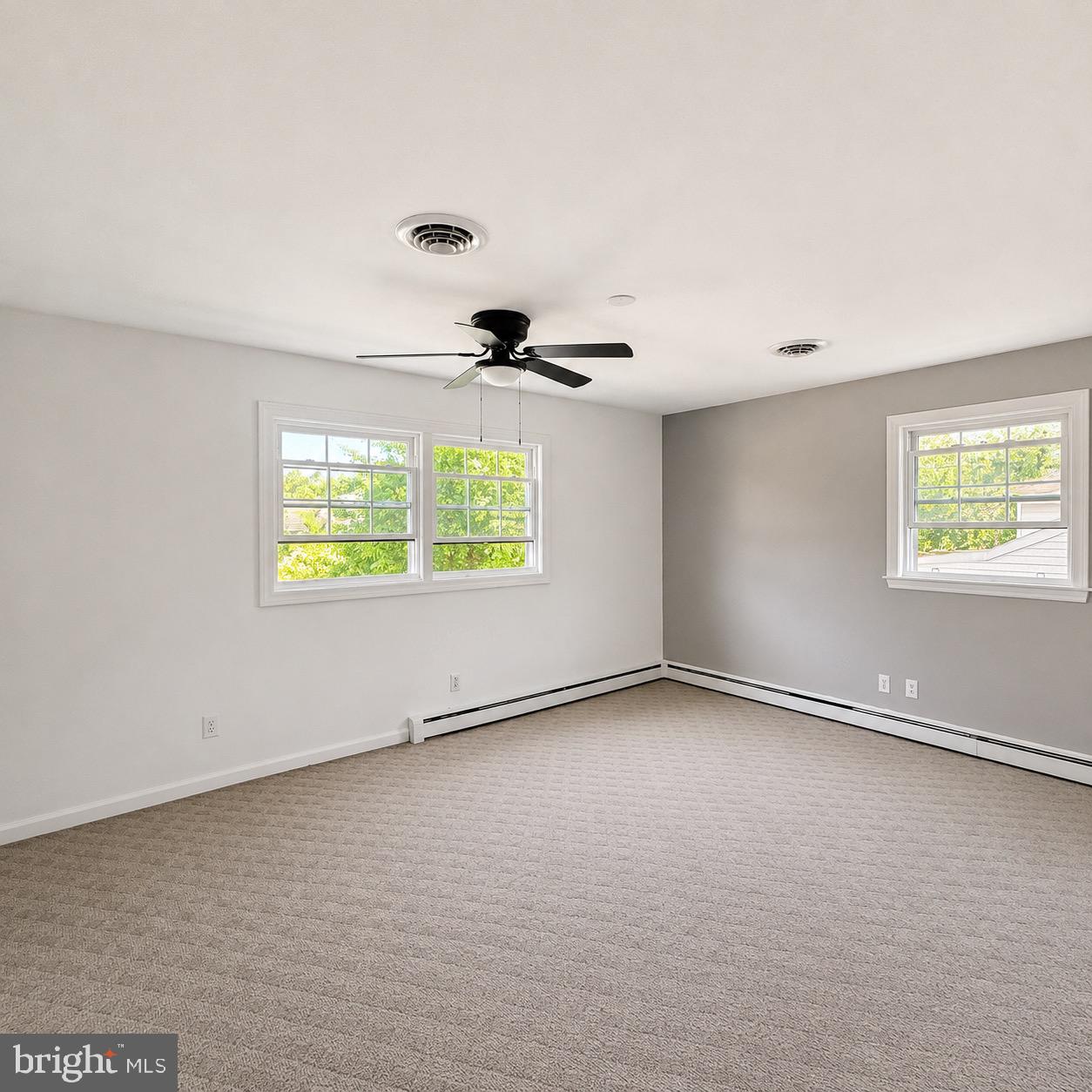 903 Janeka Ln Property Photo 14