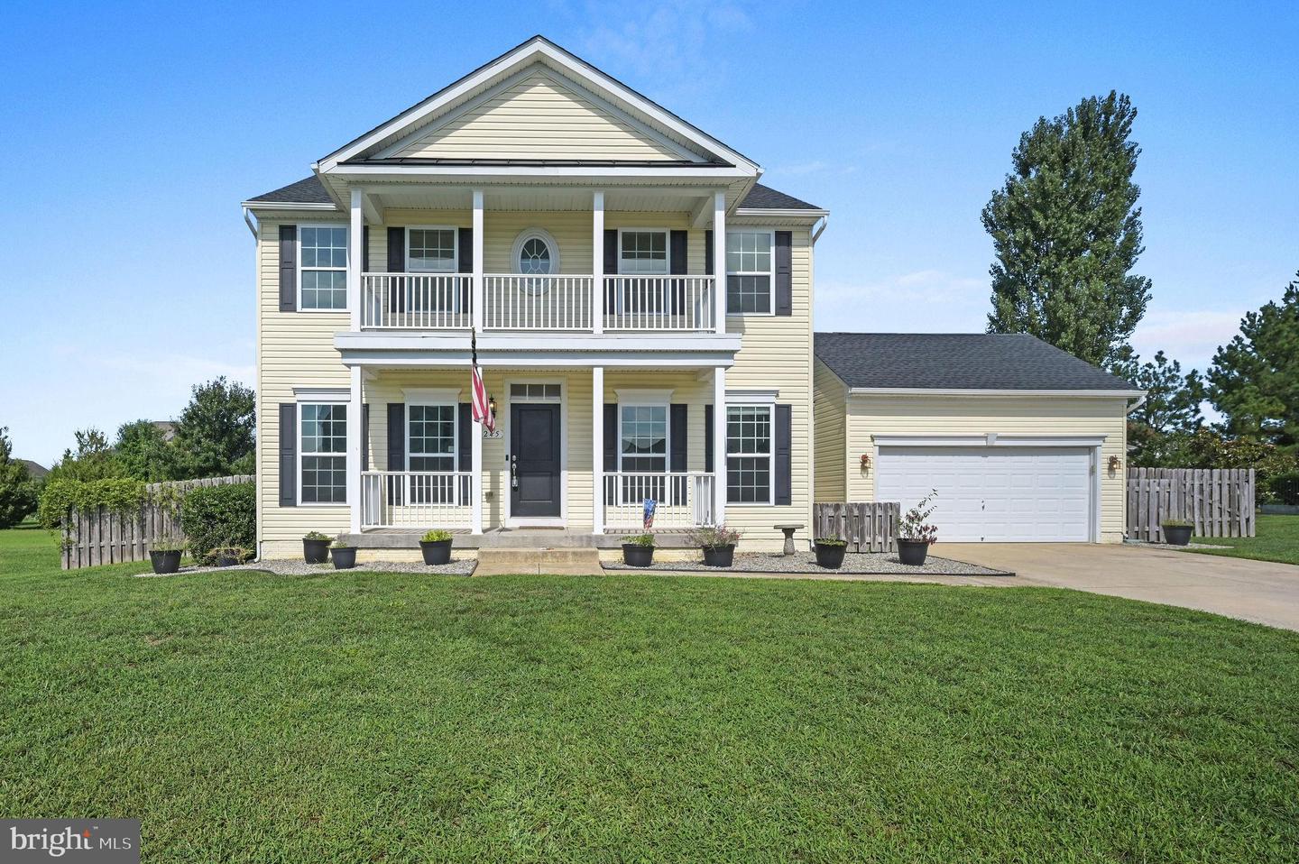 245 Mayapple Ln Property Photo 1