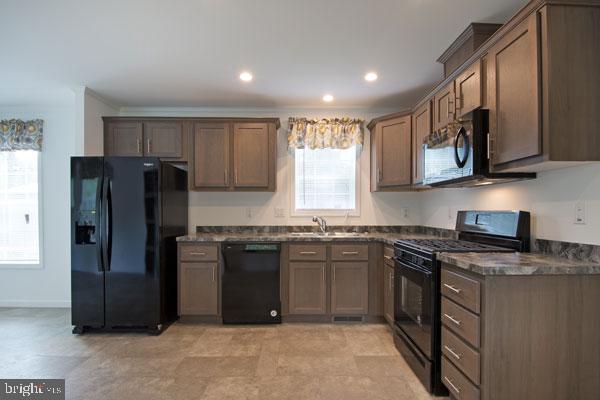16 Loxley Ln Property Photo 8
