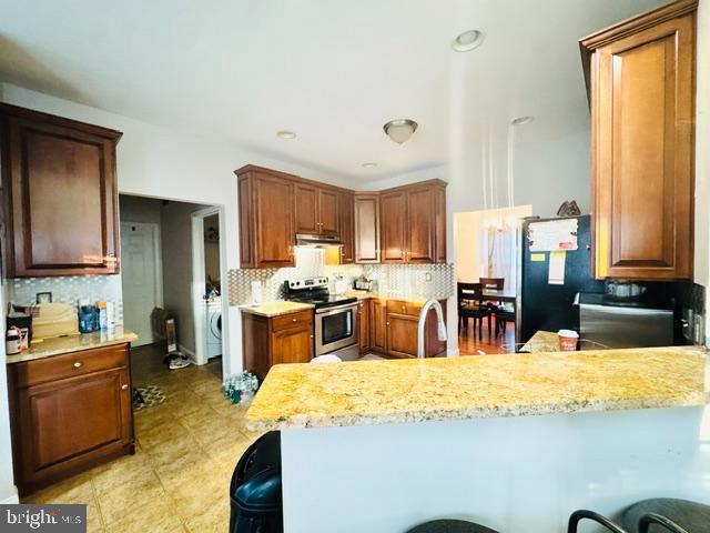 329 Gillibrook Ln Property Photo 11