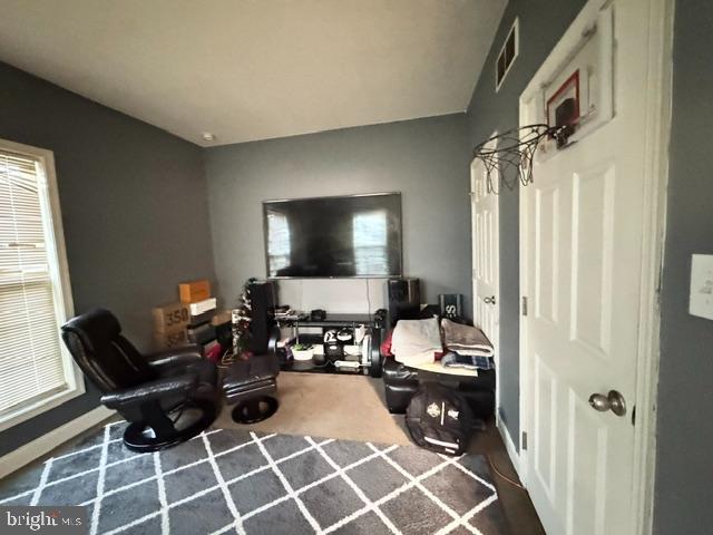 329 Gillibrook Ln Property Photo 14