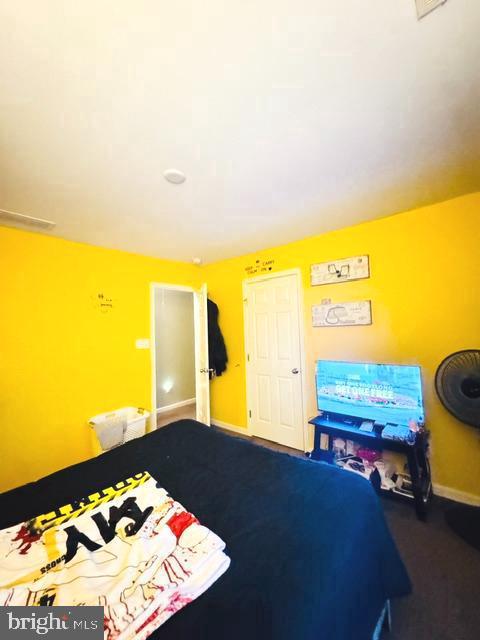 329 Gillibrook Ln Property Photo 21