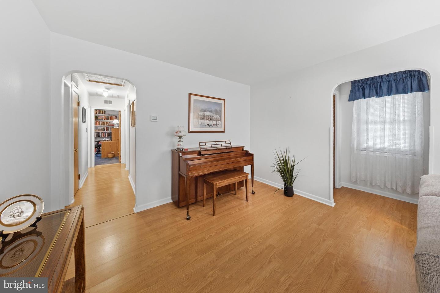 96 Orchard Ave Property Photo 5