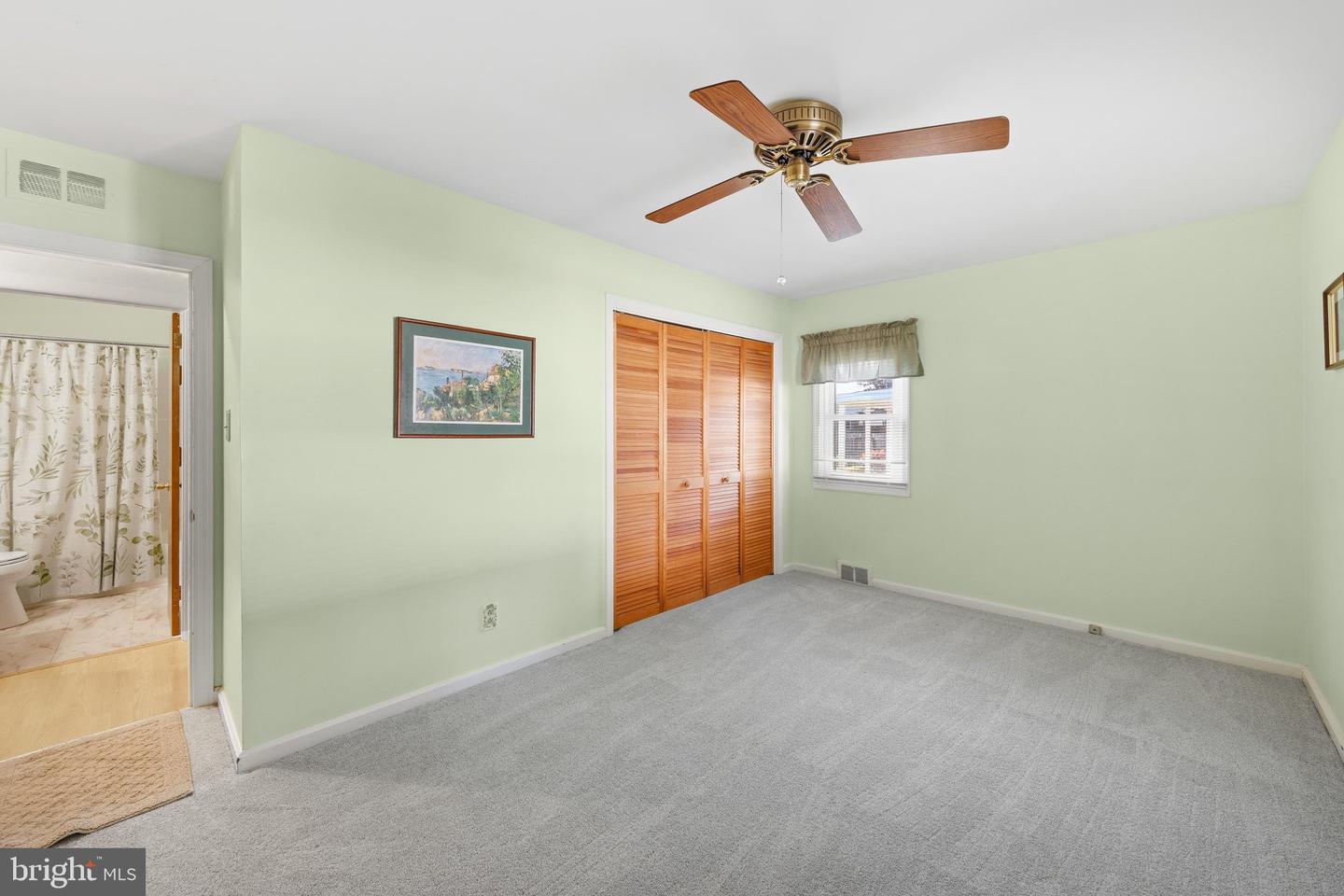 96 Orchard Ave Property Photo 32