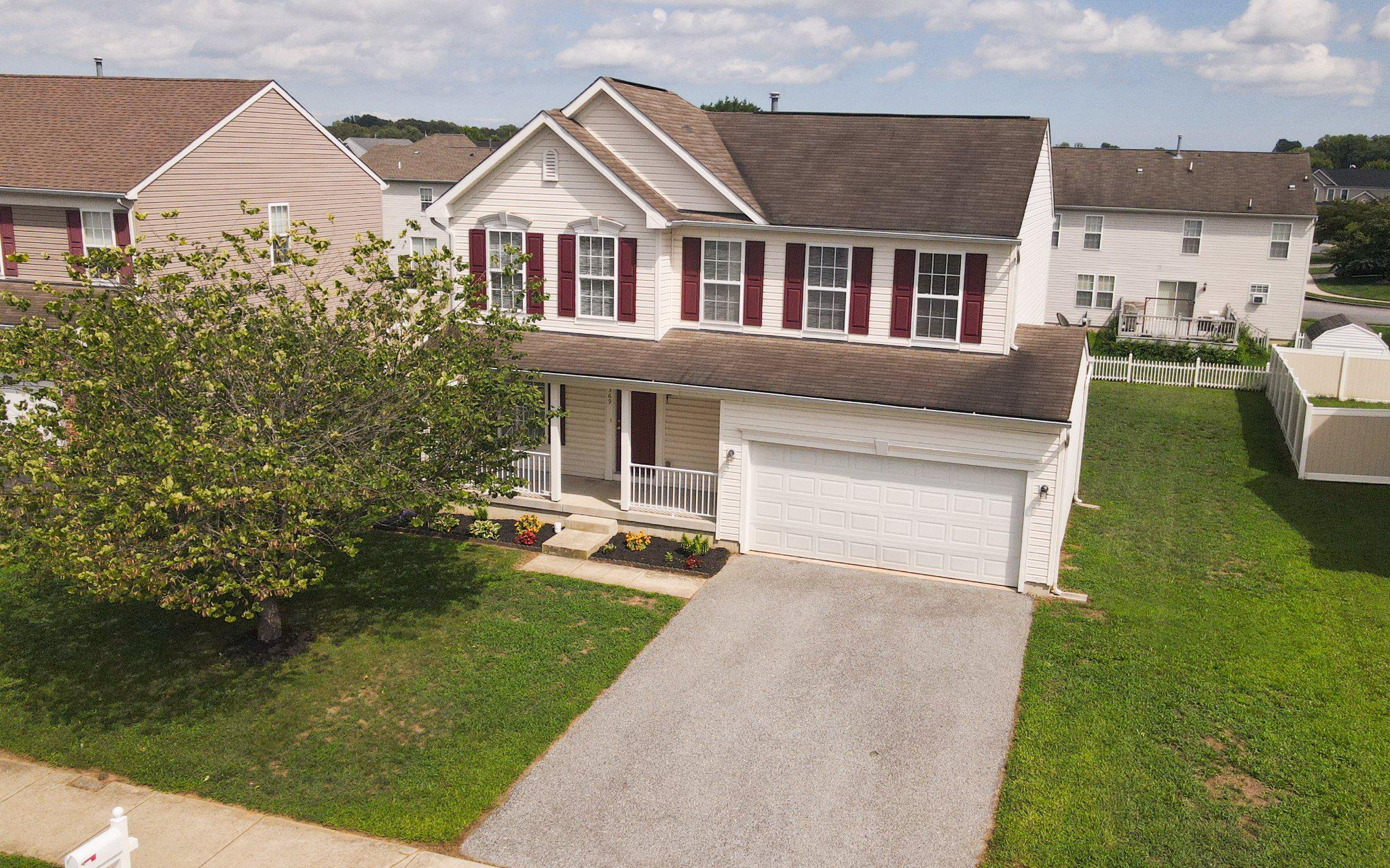 369 Theater Ln Property Photo 2