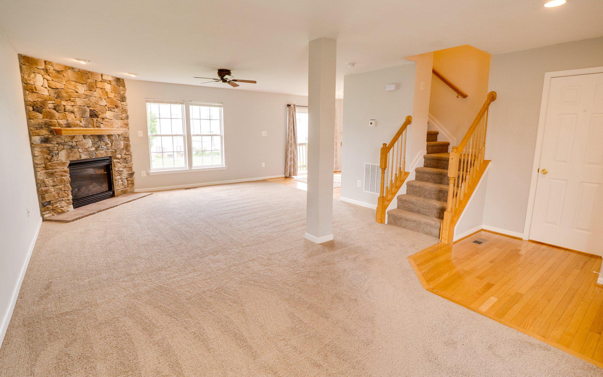 369 Theater Ln Property Photo 5